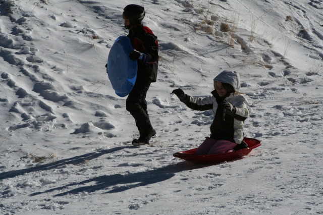 2009-12-27-Sledding-049-Kyla.JPG