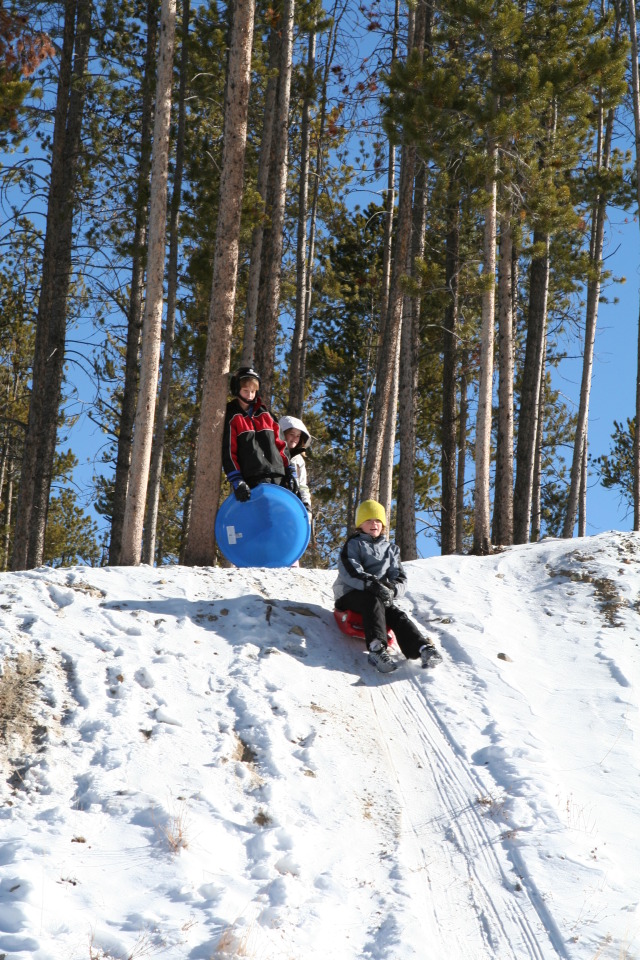 2009-12-27-Sledding-059-Chance-Kyla-Vale.JPG