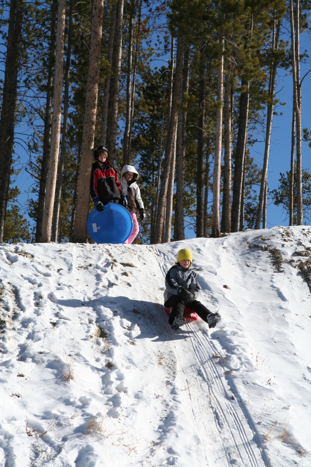 2009-12-27-Sledding-060-Chance-Kyla-Vale.JPG