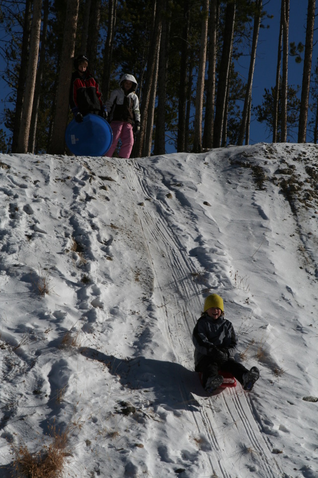 2009-12-27-Sledding-062-Chance-Kyla-Vale.JPG