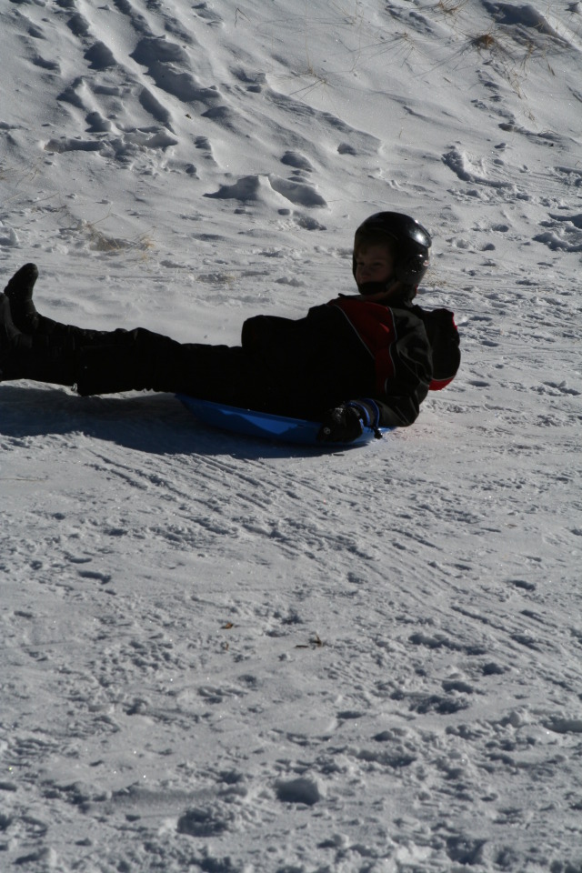 2009-12-27-Sledding-070-Chance.JPG