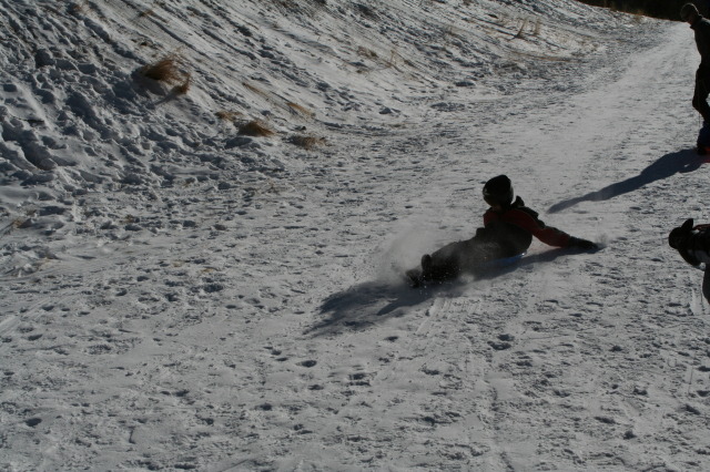 2009/12(December)/Sledding/640x480_2009-12-27-Sledding-135-Chance.JPG