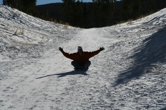 2009/12(December)/Sledding/640x480_2009-12-27-Sledding-174-Travis.JPG