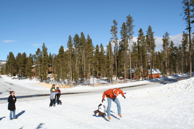 2009/12(December)/Sledding/640x480_2009-12-27-Sledding-187-Kyla-Travis.JPG