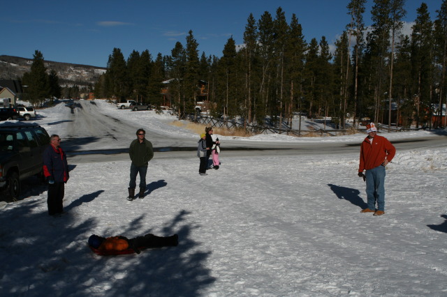 2009/12(December)/Sledding/640x480_2009-12-27-Sledding-191-Kyla-Travis.JPG