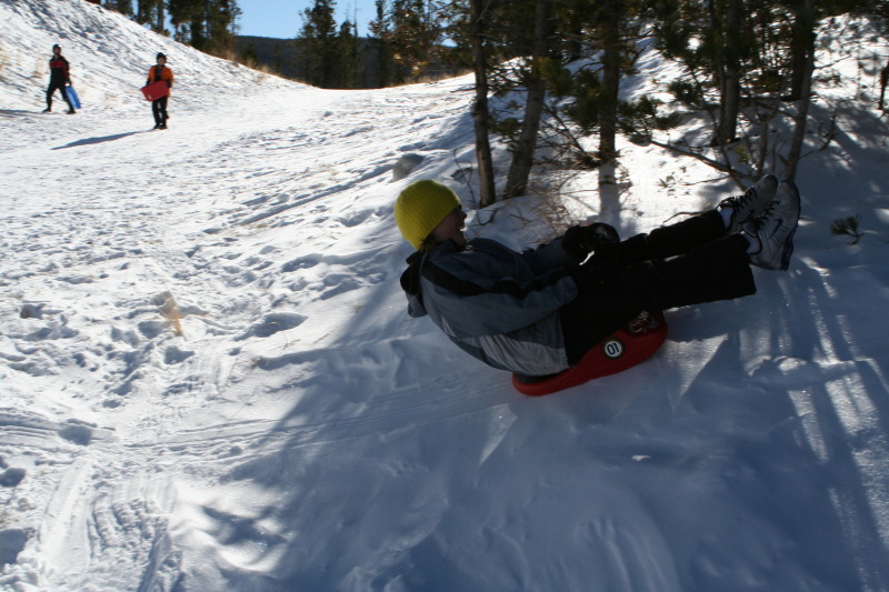 2009/12(December)/Sledding/800x600_2009-12-27-Sledding-031-Vale.JPG