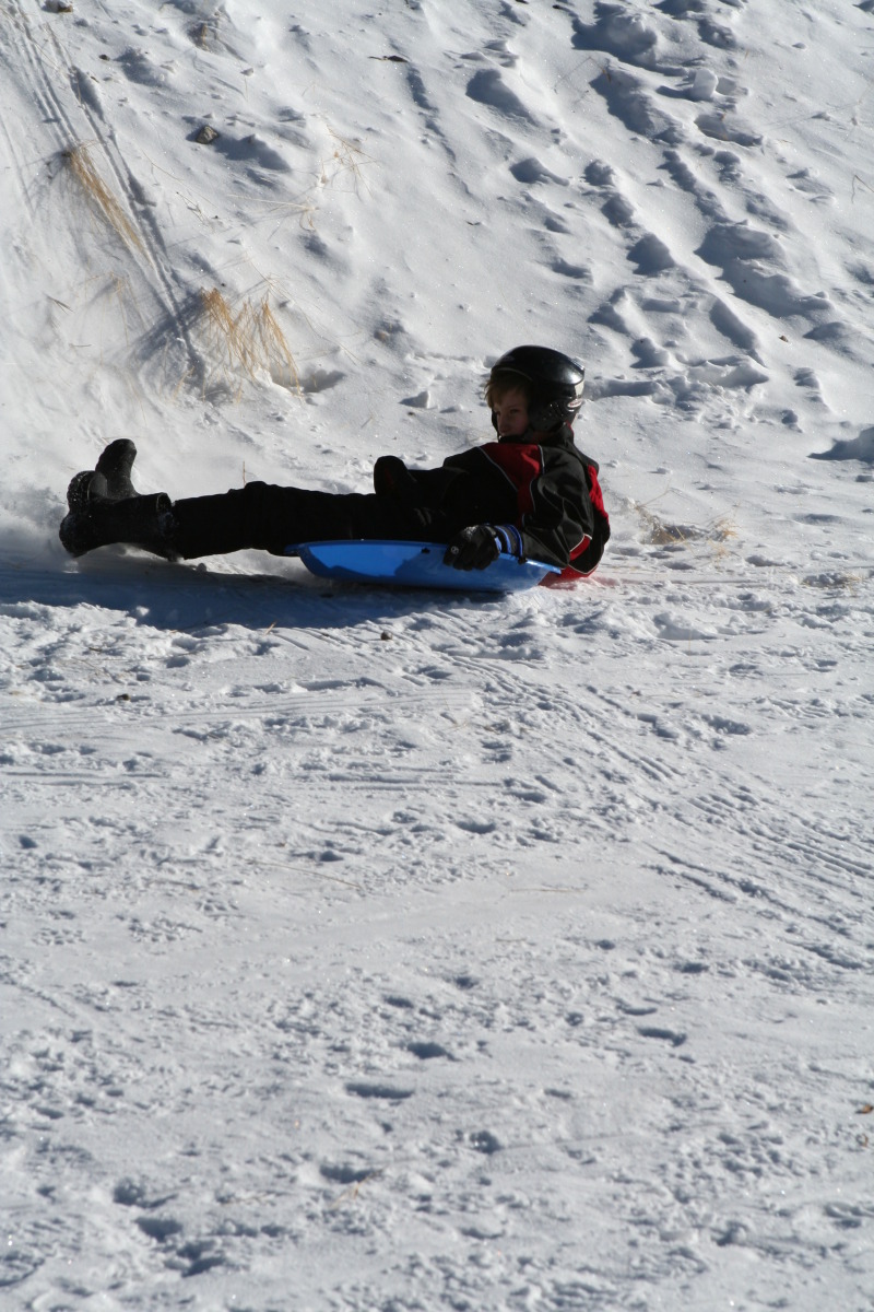 2009-12-27-Sledding-069-Chance.JPG