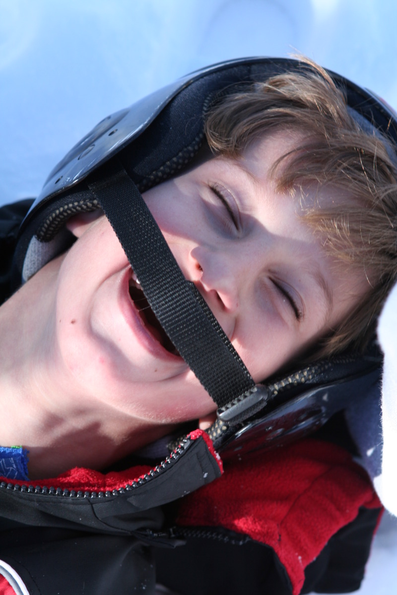 2009-12-27-Sledding-071-Chance.JPG