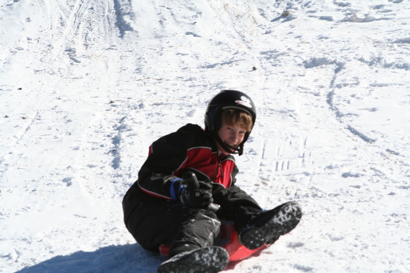 2009-12-27-Sledding-092-Chance.JPG