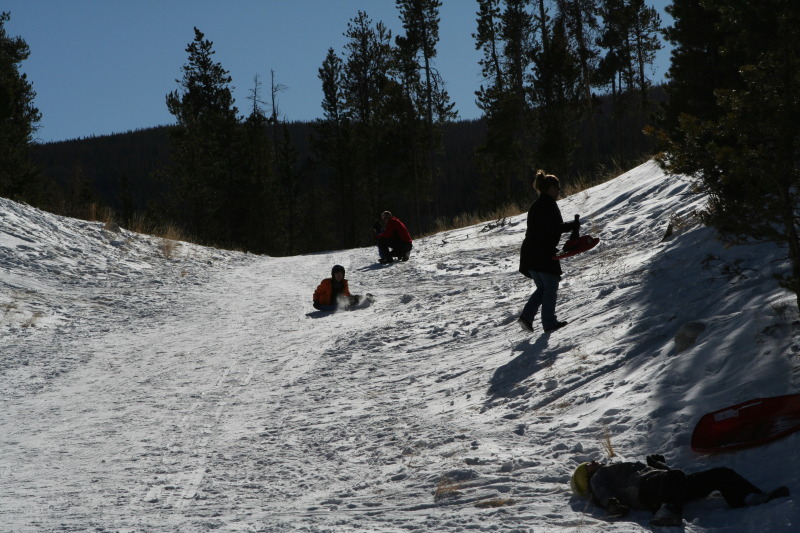 2009-12-27-Sledding-099-Dax.JPG