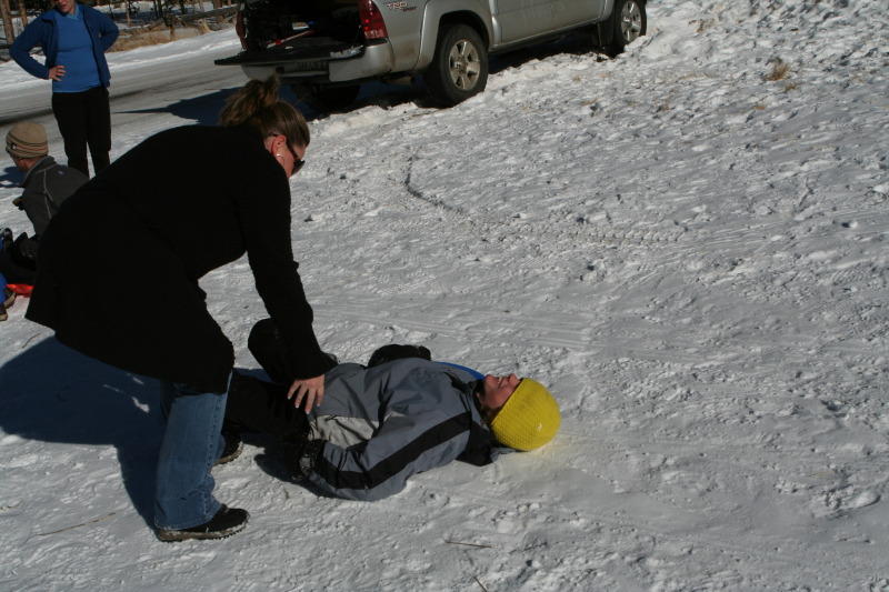 2009/12(December)/Sledding/800x600_2009-12-27-Sledding-140-Vale-Katie.JPG