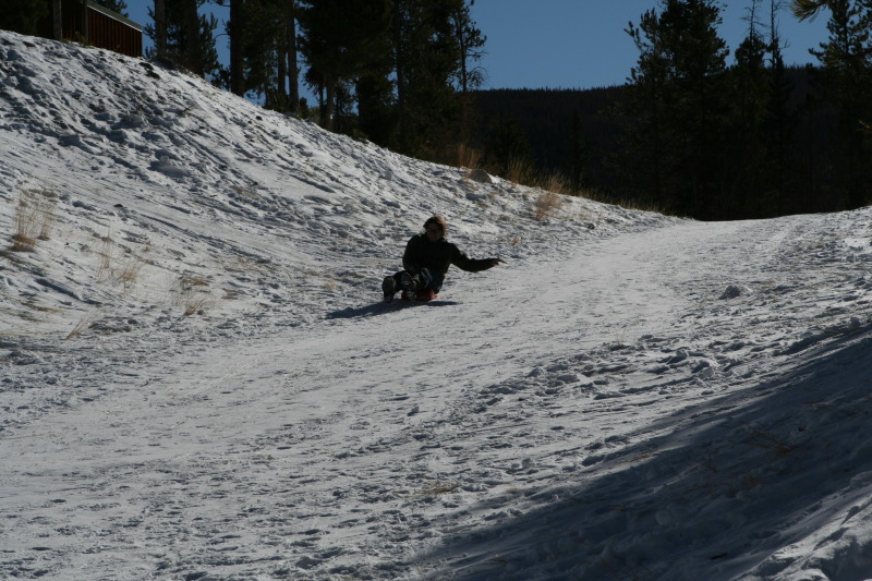 2009-12-27-Sledding-149-Justin.JPG