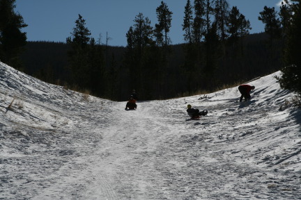 2009-12-27-Sledding-008.JPG