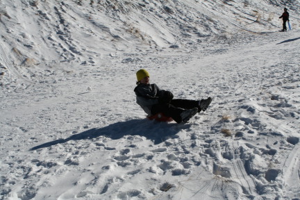 2009-12-27-Sledding-029-Vale.JPG