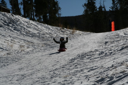 2009-12-27-Sledding-042-Kyla.JPG
