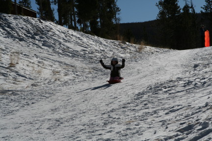 2009-12-27-Sledding-043-Kyla.JPG