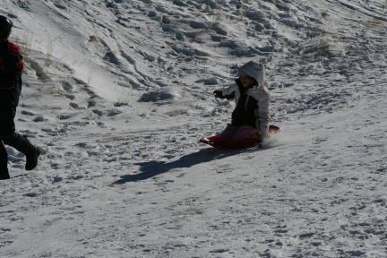 2009-12-27-Sledding-046-Kyla.JPG