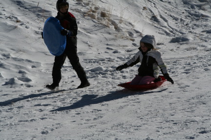2009-12-27-Sledding-048-Kyla.JPG