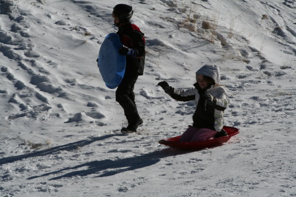 2009-12-27-Sledding-049-Kyla.JPG