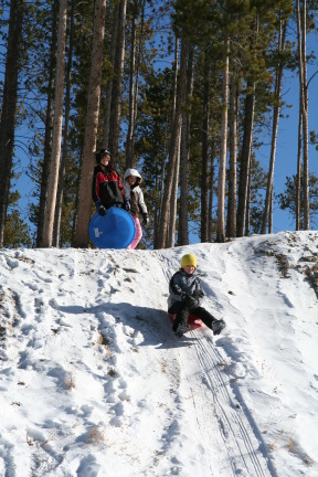 2009-12-27-Sledding-060-Chance-Kyla-Vale.JPG