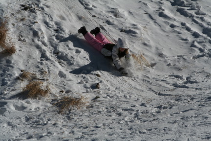2009-12-27-Sledding-077-Kyla.JPG