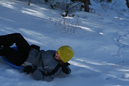 2009-12-27-Sledding-080-Vale.JPG