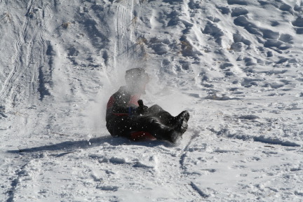 2009-12-27-Sledding-088-Chance.JPG
