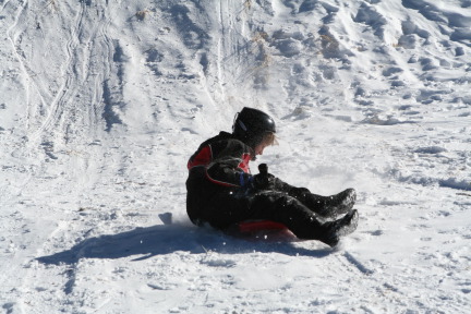 2009-12-27-Sledding-089-Chance.JPG