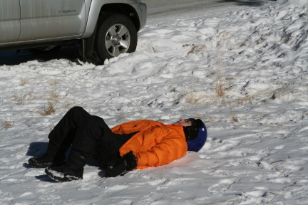 2009-12-27-Sledding-116-Dax.JPG