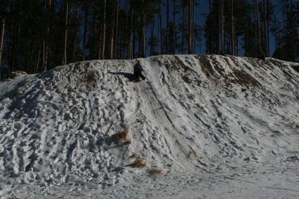 2009-12-27-Sledding-156-Vale.JPG