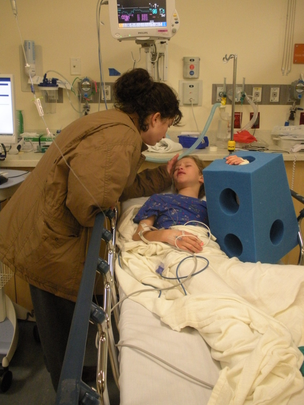 2010/01(January)/Chance-Broken-Arm/1024x768_2010-01-01-Chance-Broken-Arm-06.JPG