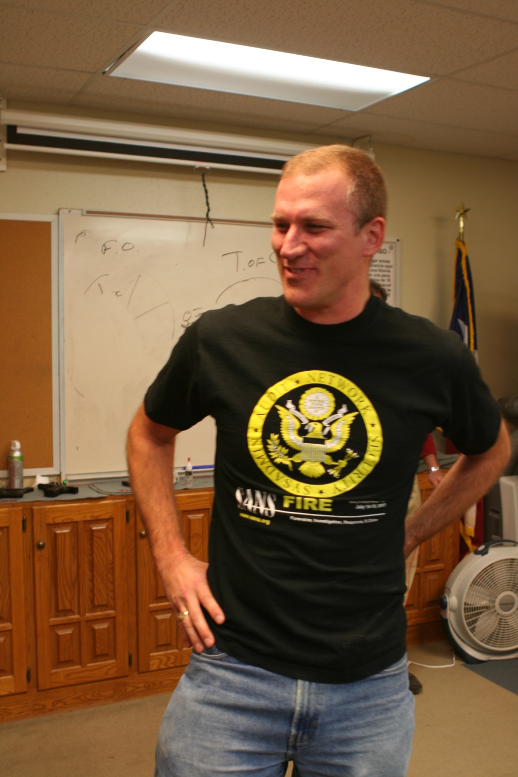 2010/01(January)/ITOC-R1-TeamLead-Tazer/1024x768_2010-01-12-ITOC-R1-TeamLead-046-Travis-gets-tazed.JPG