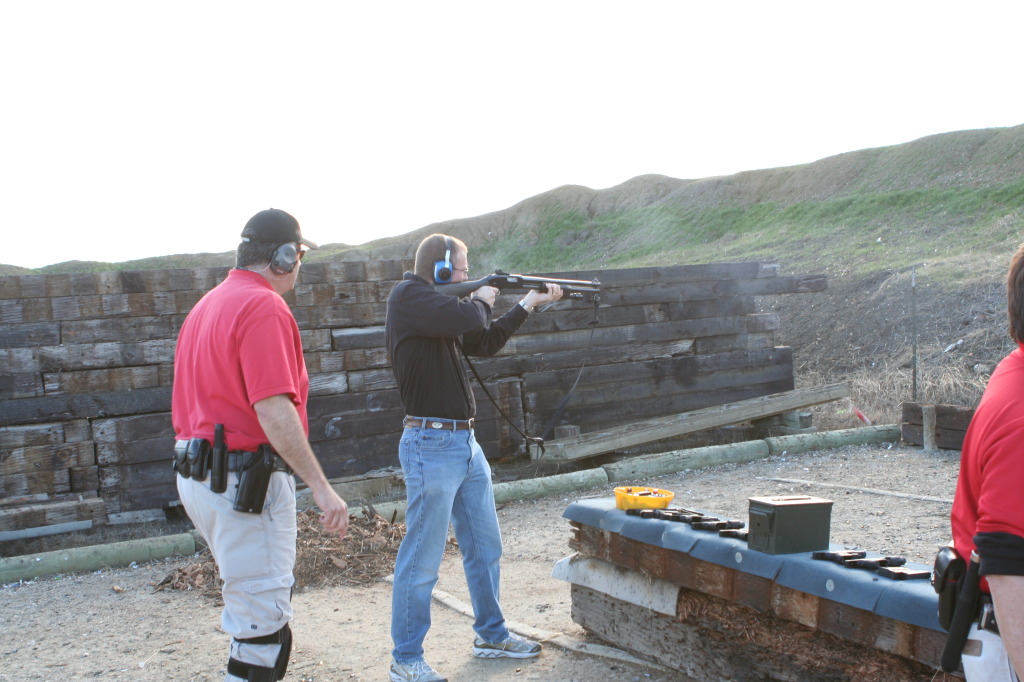 2010/01(January)/ITOC-R1-TeamLead-Tazer/1024x768_2010-01-12-ITOC-R1-TeamLead-048-Travis.JPG