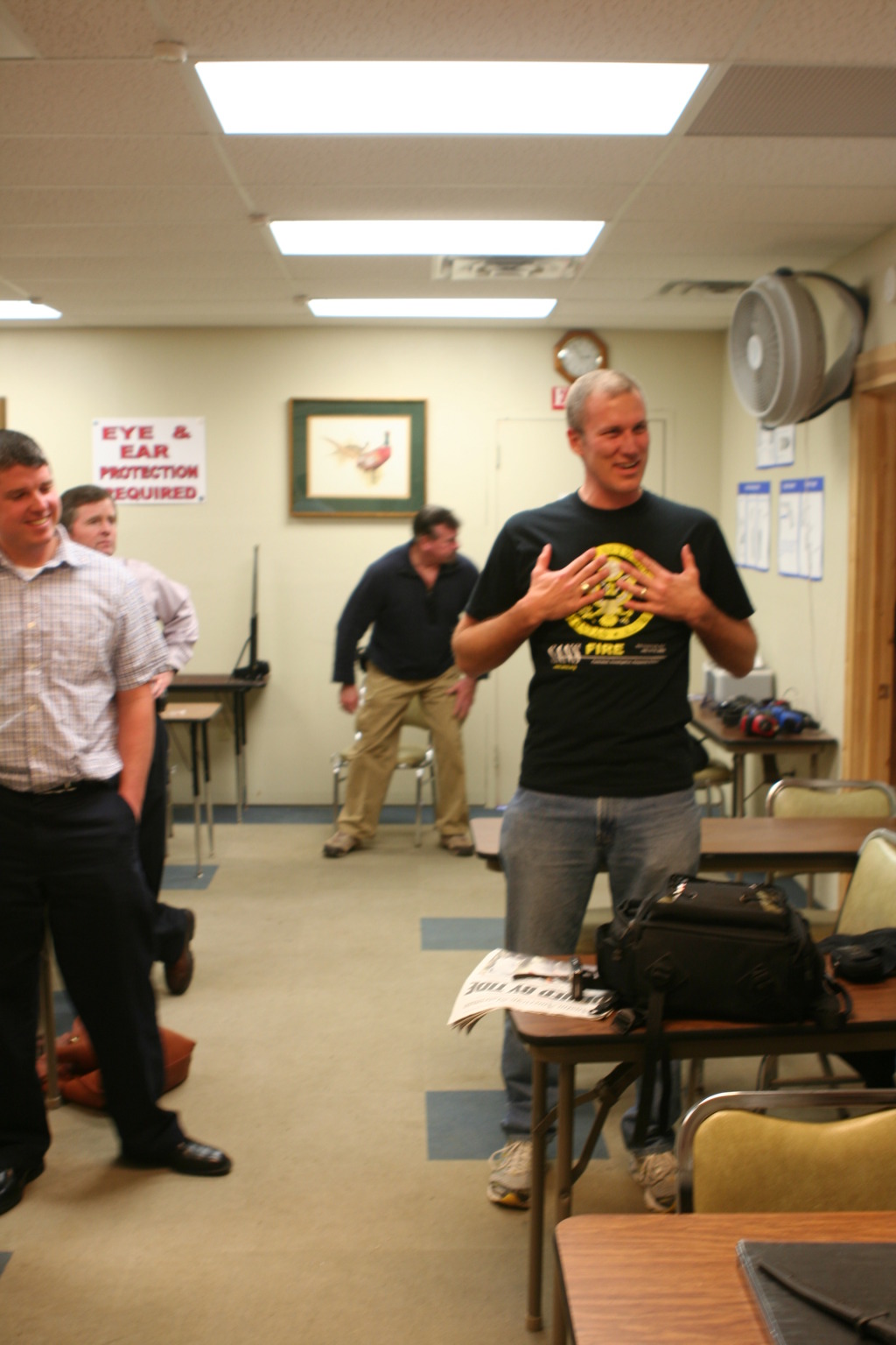 2010/01(January)/ITOC-R1-TeamLead-Tazer/1024x768_2010-01-12-ITOC-R1-TeamLead-056-Travis-gets-tazed.JPG