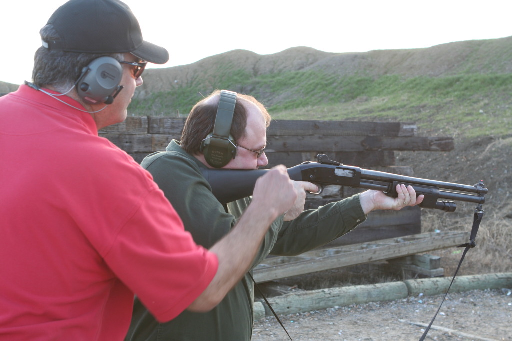2010/01(January)/ITOC-R1-TeamLead-Tazer/1024x768_2010-01-12-ITOC-R1-TeamLead-082-Shane.JPG