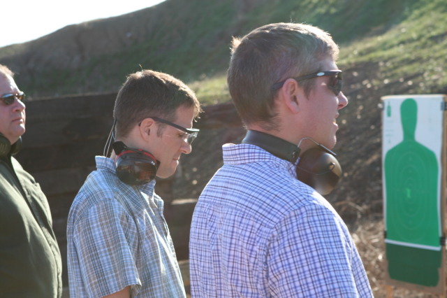 2010/01(January)/ITOC-R1-TeamLead-Tazer/640x480_2010-01-12-ITOC-R1-TeamLead-029-Troy-Bill.JPG