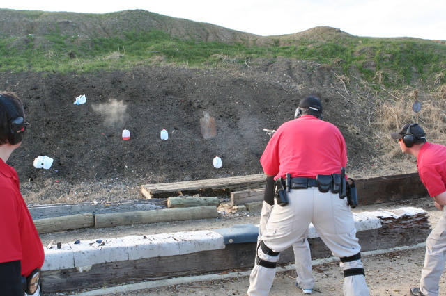 2010/01(January)/ITOC-R1-TeamLead-Tazer/640x480_2010-01-12-ITOC-R1-TeamLead-106-Zanna.JPG