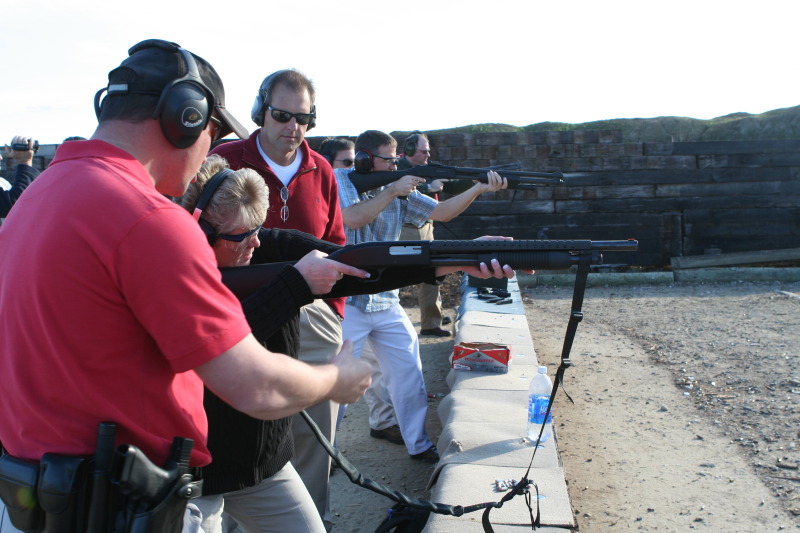 2010/01(January)/ITOC-R1-TeamLead-Tazer/800x600_2010-01-12-ITOC-R1-TeamLead-045-Troy-Zanna.JPG