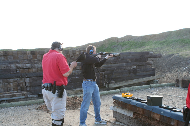 2010/01(January)/ITOC-R1-TeamLead-Tazer/800x600_2010-01-12-ITOC-R1-TeamLead-049-Travis.JPG