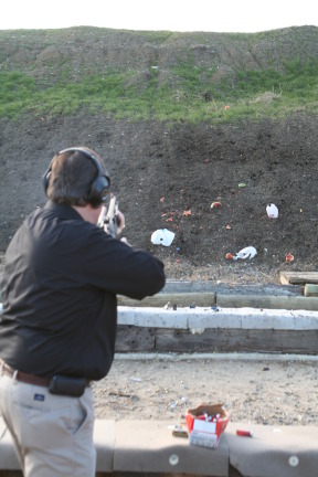 2010-01-12-ITOC-R1-TeamLead-114-Steve-Watermelon.JPG