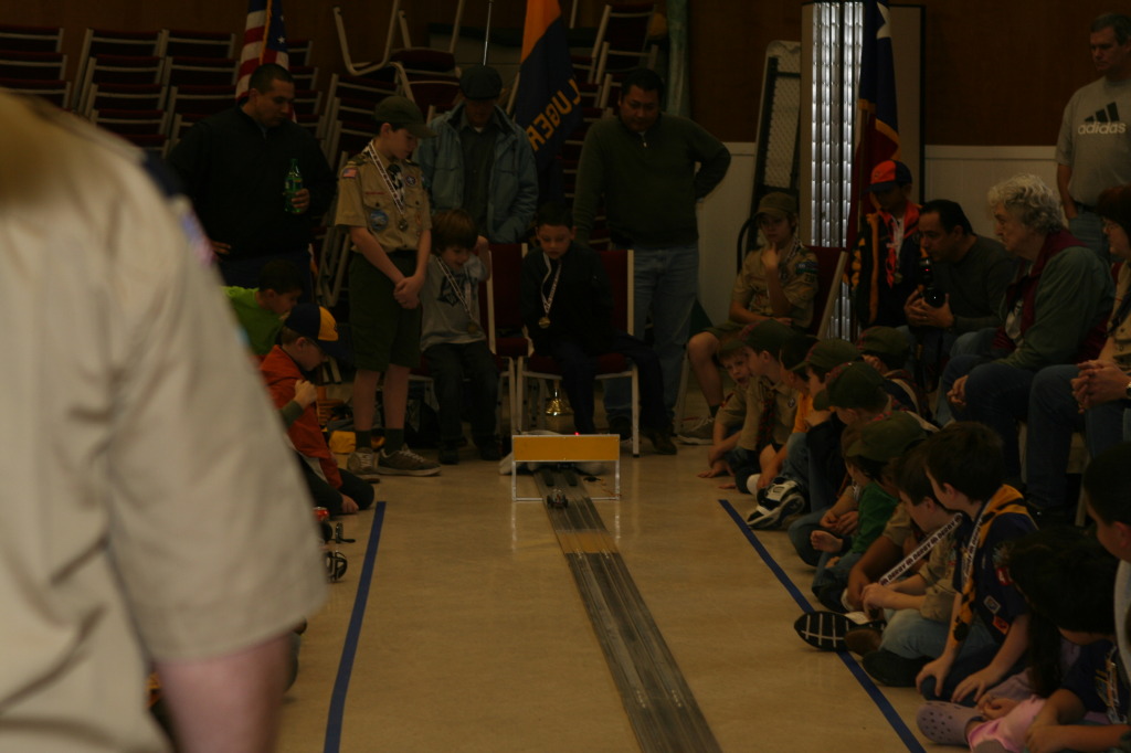 2010-01-16-Pack409-Pinewood-Derby-035.JPG
