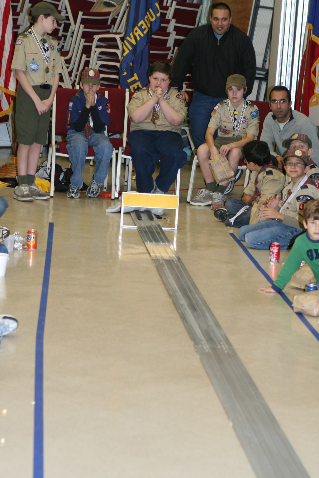 2010-01-16-Pack409-Pinewood-Derby-069-Thomas.JPG