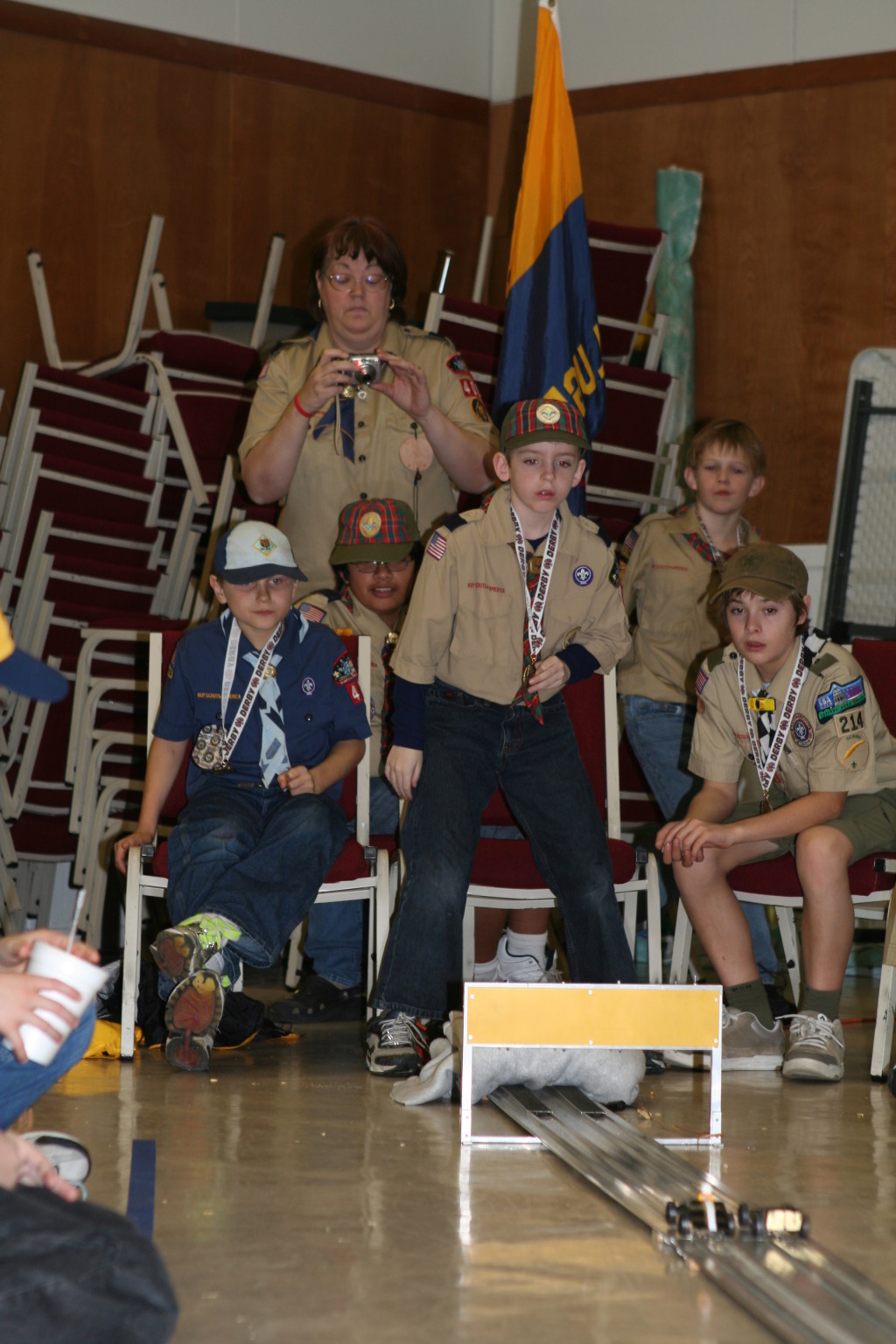2010/01(January)/Pack409-Pinewood-Derby/1024x768_2010-01-16-Pack409-Pinewood-Derby-107-Andrew.JPG