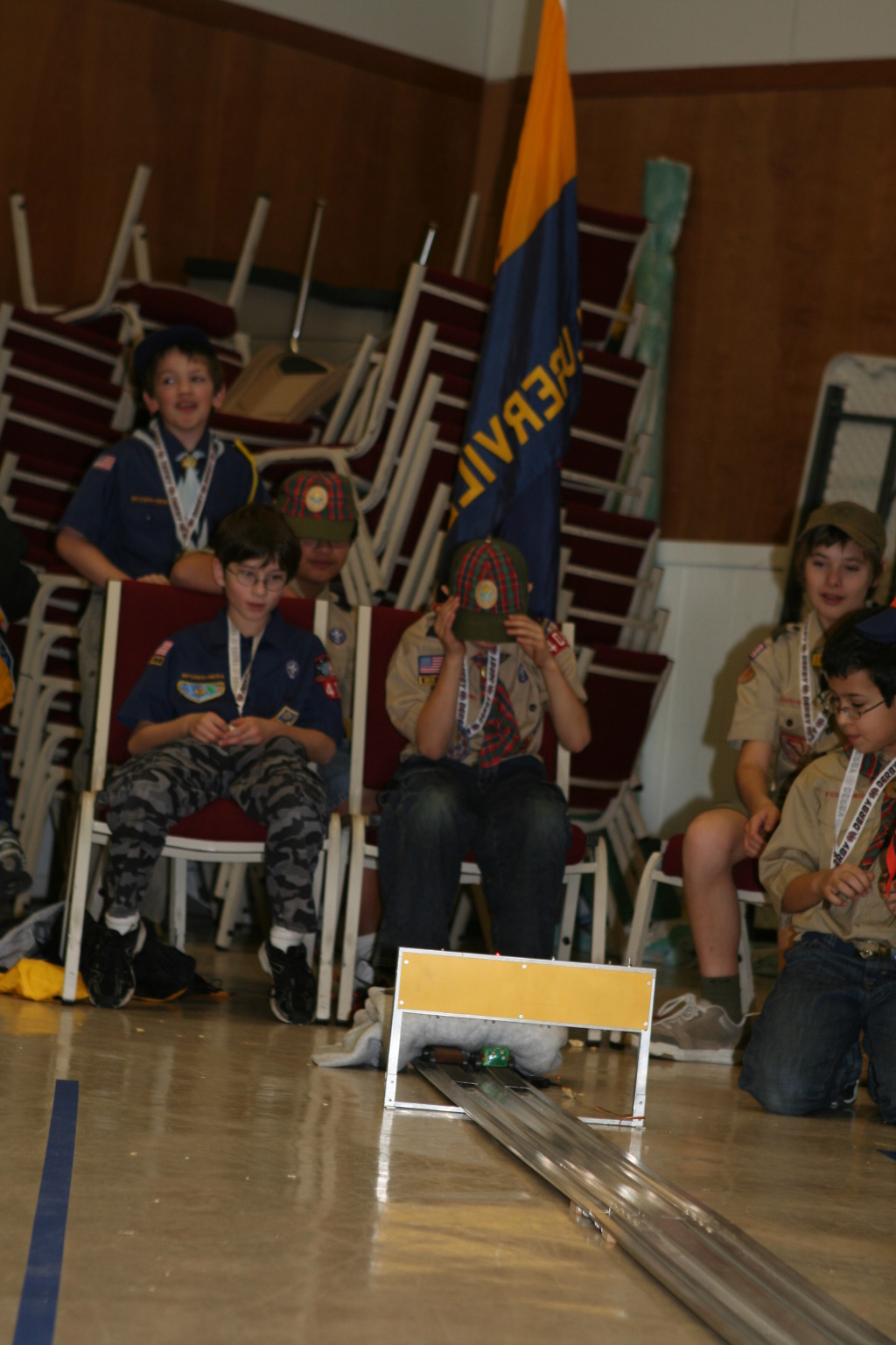 2010/01(January)/Pack409-Pinewood-Derby/1024x768_2010-01-16-Pack409-Pinewood-Derby-115.JPG