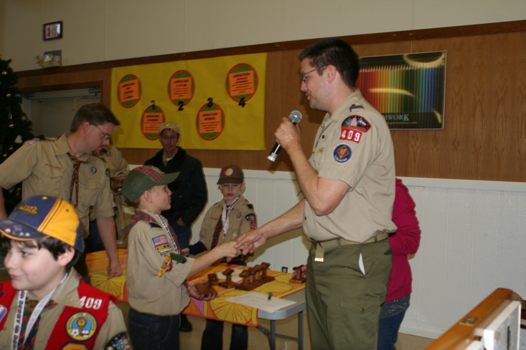 2010/01(January)/Pack409-Pinewood-Derby/1024x768_2010-01-16-Pack409-Pinewood-Derby-188-Matt.JPG