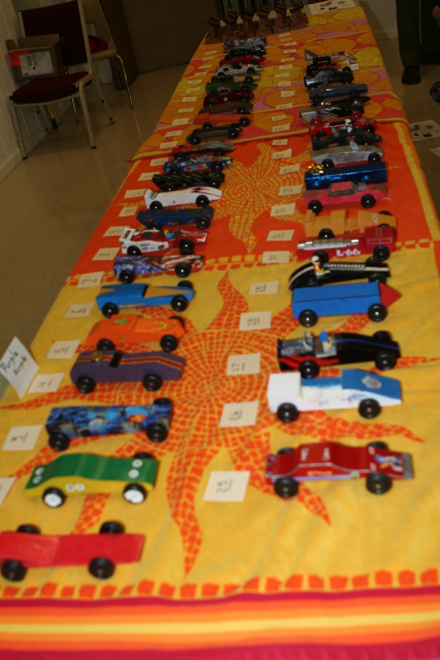 2010-01-16-Pack409-Pinewood-Derby-003.JPG