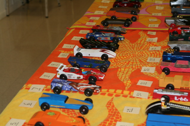 2010/01(January)/Pack409-Pinewood-Derby/640x480_2010-01-16-Pack409-Pinewood-Derby-005.JPG