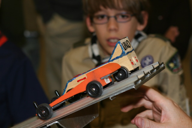2010/01(January)/Pack409-Pinewood-Derby/640x480_2010-01-16-Pack409-Pinewood-Derby-025.JPG