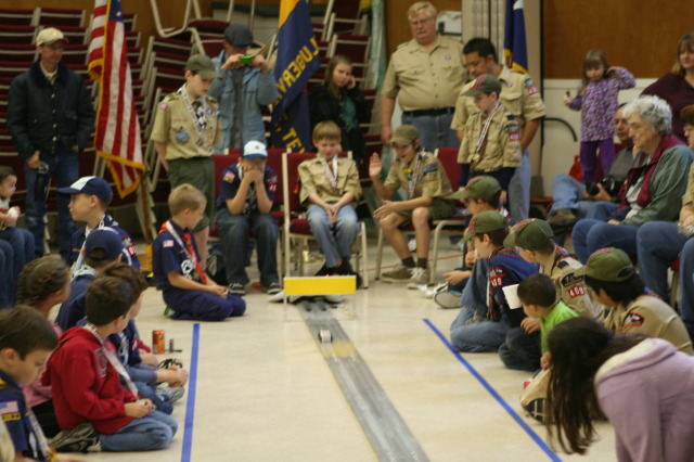 2010/01(January)/Pack409-Pinewood-Derby/640x480_2010-01-16-Pack409-Pinewood-Derby-055.JPG