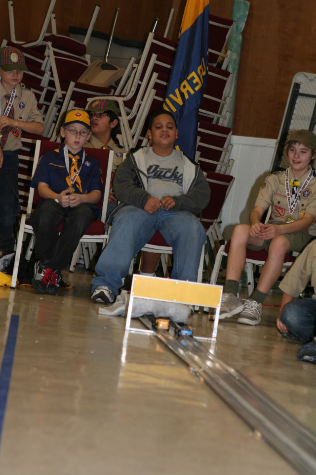 2010/01(January)/Pack409-Pinewood-Derby/640x480_2010-01-16-Pack409-Pinewood-Derby-113.JPG